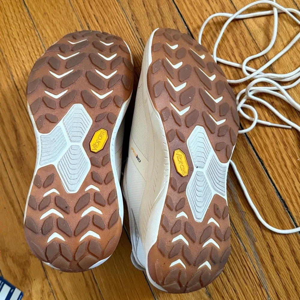 Hoka One One Transport Egg Nog off white cream 7.5 - Picture 7 of 9